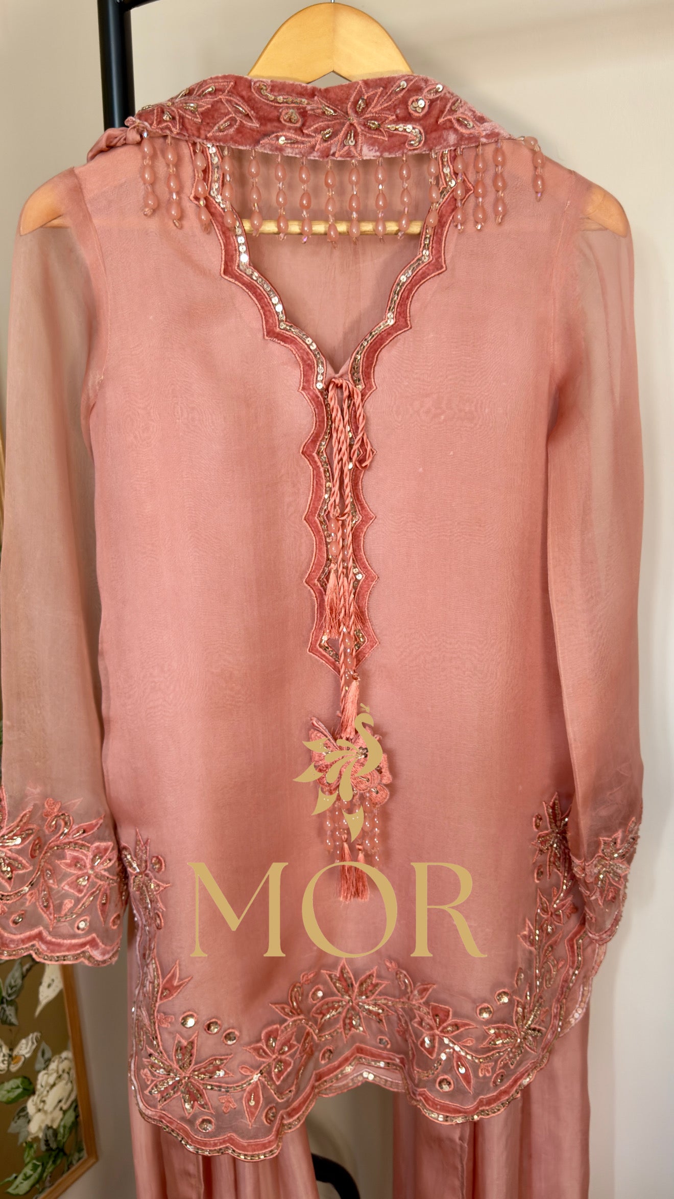 Rouge | Oyster | Coral